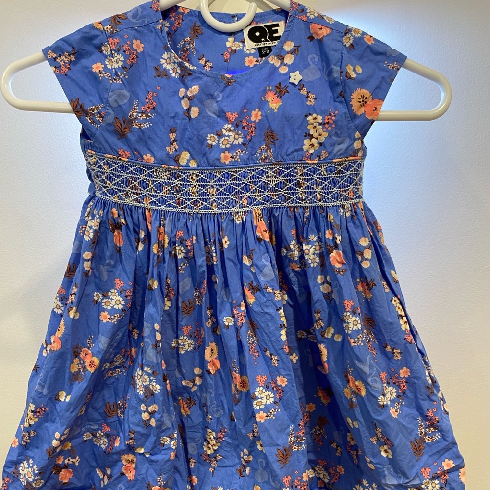 Size 2/3 QE girl’s dress!